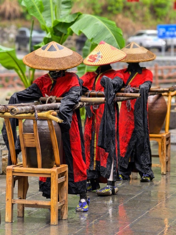 韩路深夜整活！拍摄湘西赶尸场面太逼真