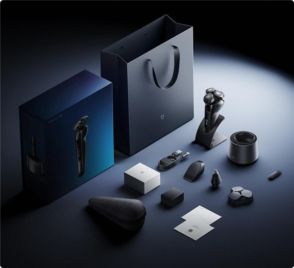 699元 米家电动剃须刀Pro套装版上架：无线充电 带鬓角、鼻毛修剪器