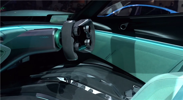 小米首款概念超跑实车国内首秀 Vision GT亮相北京国际车展 雷军亲自揭幕