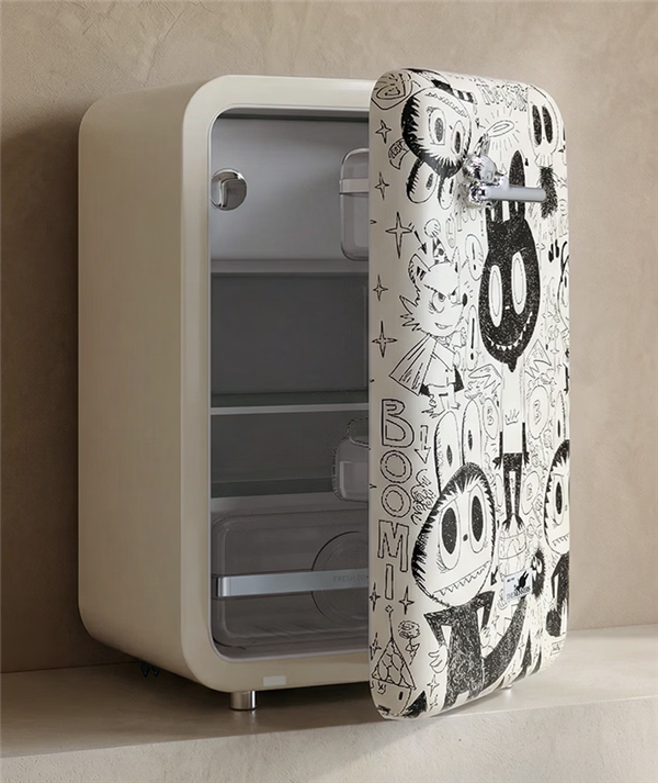 泡泡玛特首款家电！LABUBU冰箱上架：5999元 全球限量999台