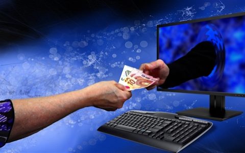 女子称心情不好想发泄 多次网购利用七天无理由退货 结果翻车