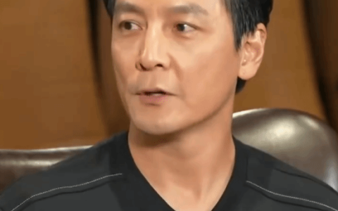 吴彦祖说女儿从不觉得他帅 比较喜欢甜茶和kpop男团