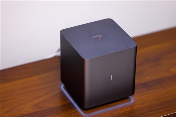 摩尔线程首款家庭场景消费级产品！AICUBE正式发布：集AI PC、AI NAS、智能体于一体