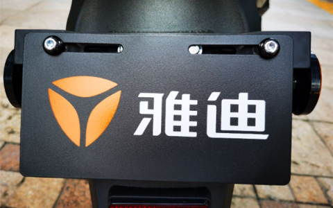 加不起油就换电车！欧洲人疯抢中国电驴：雅迪销量狂涨70% 直接去匈牙利建厂