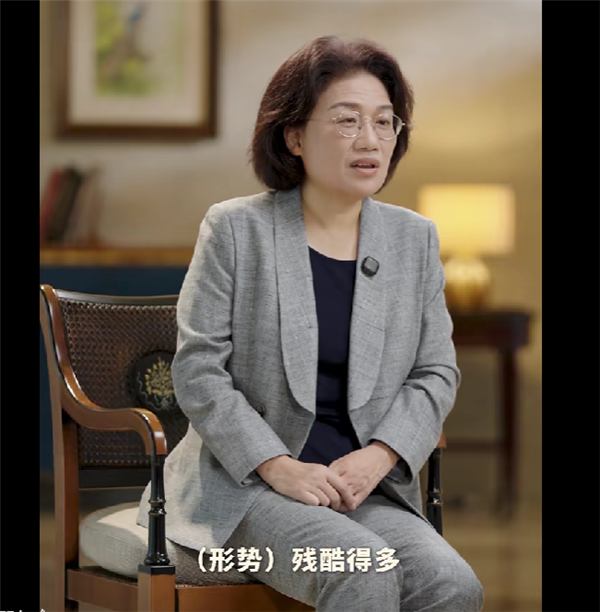 华为芯片女王揭秘“韬定律”诞生背后：当年一夜之间被打回“原始社会”  远比想象残酷