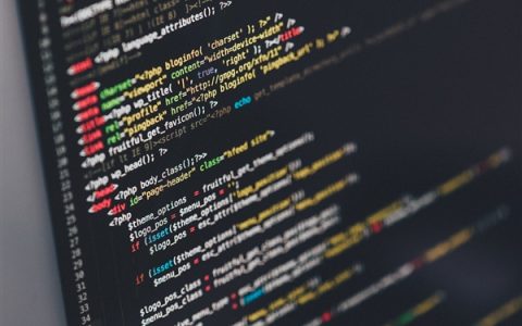 00后校友向母校慷慨解囊 捐了20亿Token！网友算账：可能就值几百块