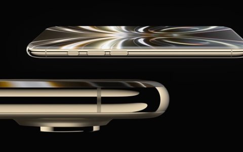 iPhone 20原型机偷跑：无边框+四微曲屏 外观史诗级革新