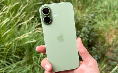 苹果也扛不住存储涨价！iPhone 18标配12GB内存 但屏幕缩水