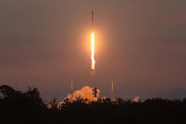 35次！SpaceX猎鹰9号火箭复用新纪录：超预计40％