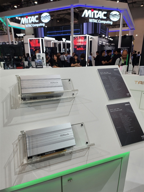 华擎太极10周年！X870E/Z890纪念版主板亮相：反光材质颜值拉满