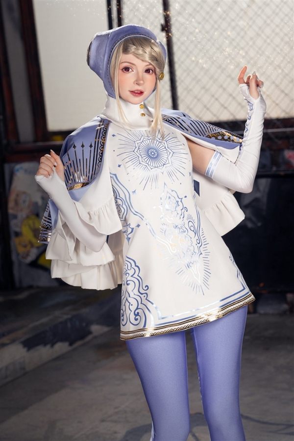《生化4RE》阿什莉体模新Cos美图 身材太火辣了！