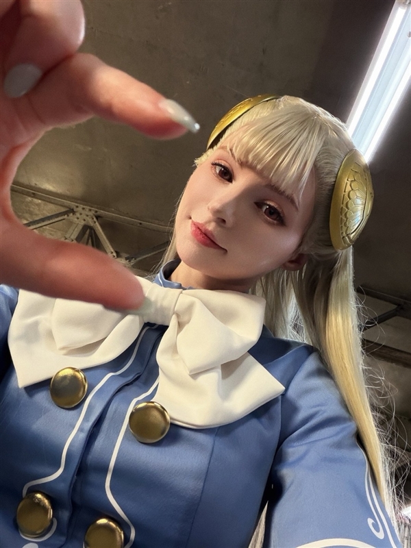 阿什莉体模《漫威争锋》泳装Cos美图 军帽制服好媚