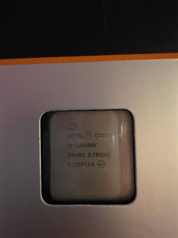 网购9800X3D开箱变i9-10900K:塑封完好、买家崩溃!