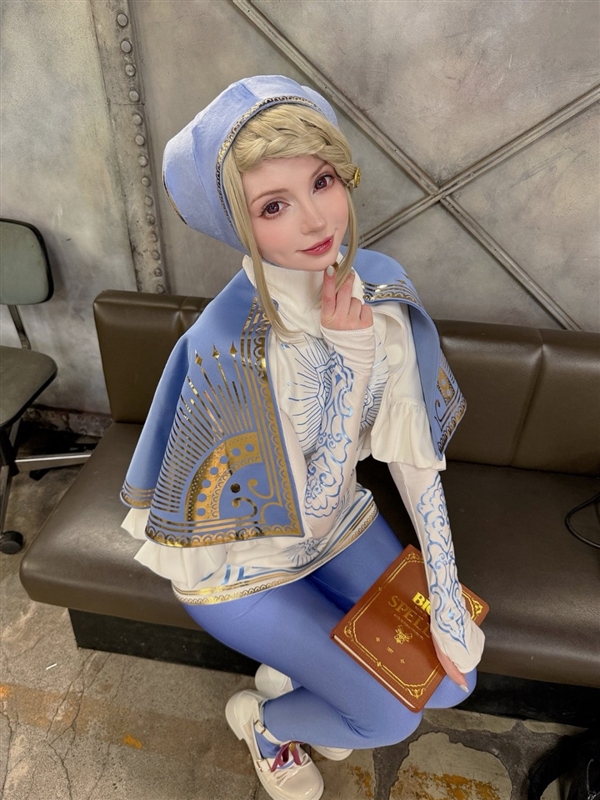 阿什莉体模《漫威争锋》泳装Cos美图 军帽制服好媚