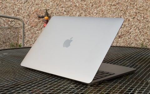 苹果MacBook Ultra首发全新OLED：Mini-LED落幕
