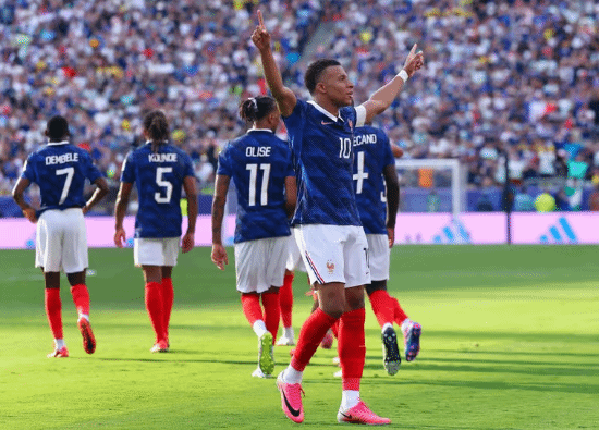 法国3-0瑞典晋级16强！姆巴佩双响 紧追梅西19球纪录