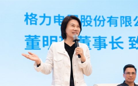 称家电不换成格力凭什么分红 现场让人买脱谷机为健康：董明珠激论背后 钱要改革用