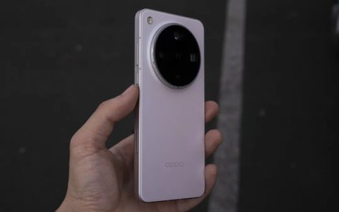 为了测试OPPO Find X8 Ultra：我们租了一架直升飞机