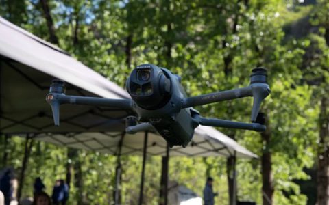 不装了！我就是旗舰本舰：大疆Mavic 4 Pro体验